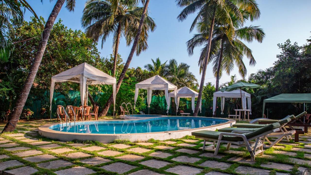 Resort Martins Siesta Arpora Exterior foto